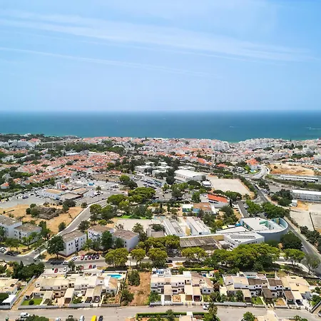 Hébergement de vacances Chiquito - Private Pool&parking - Bbq&ac&wi-fi