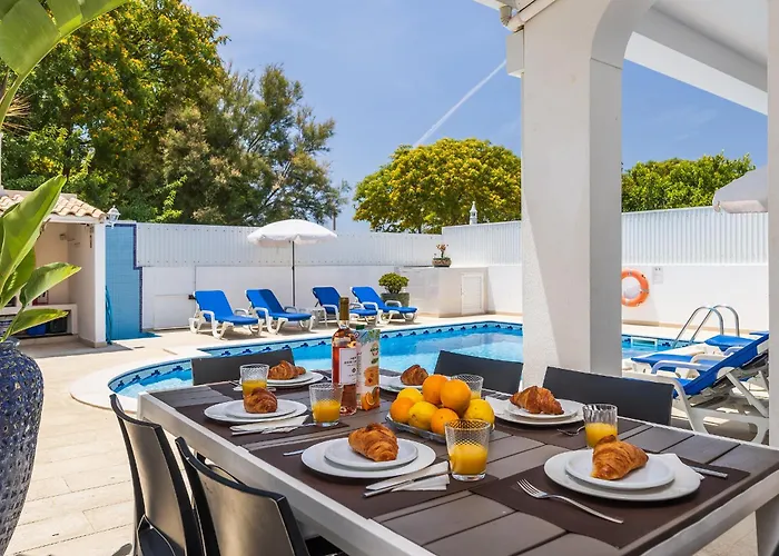 Holiday home Chiquito - Private Pool&parking - Bbq&ac&wi-fi *