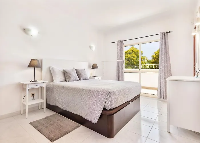 Holiday home Chiquito - Private Pool&parking - Bbq&ac&wi-fi