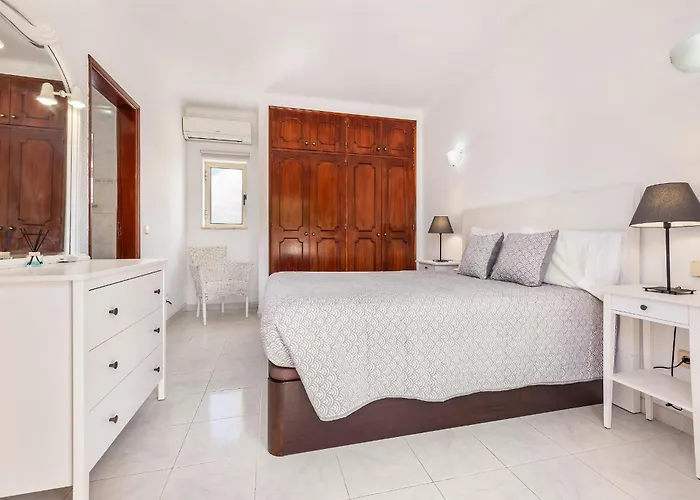 Holiday home Chiquito - Private Pool&parking - Bbq&ac&wi-fi *