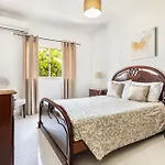 Chiquito - Private Pool&parking - Bbq&ac&wi-fi Feriehus Albufeira